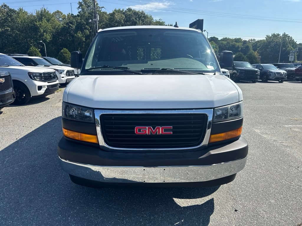 Used 2022 GMC Savana 2500 w/ Driver Convenience Package RWD image 8