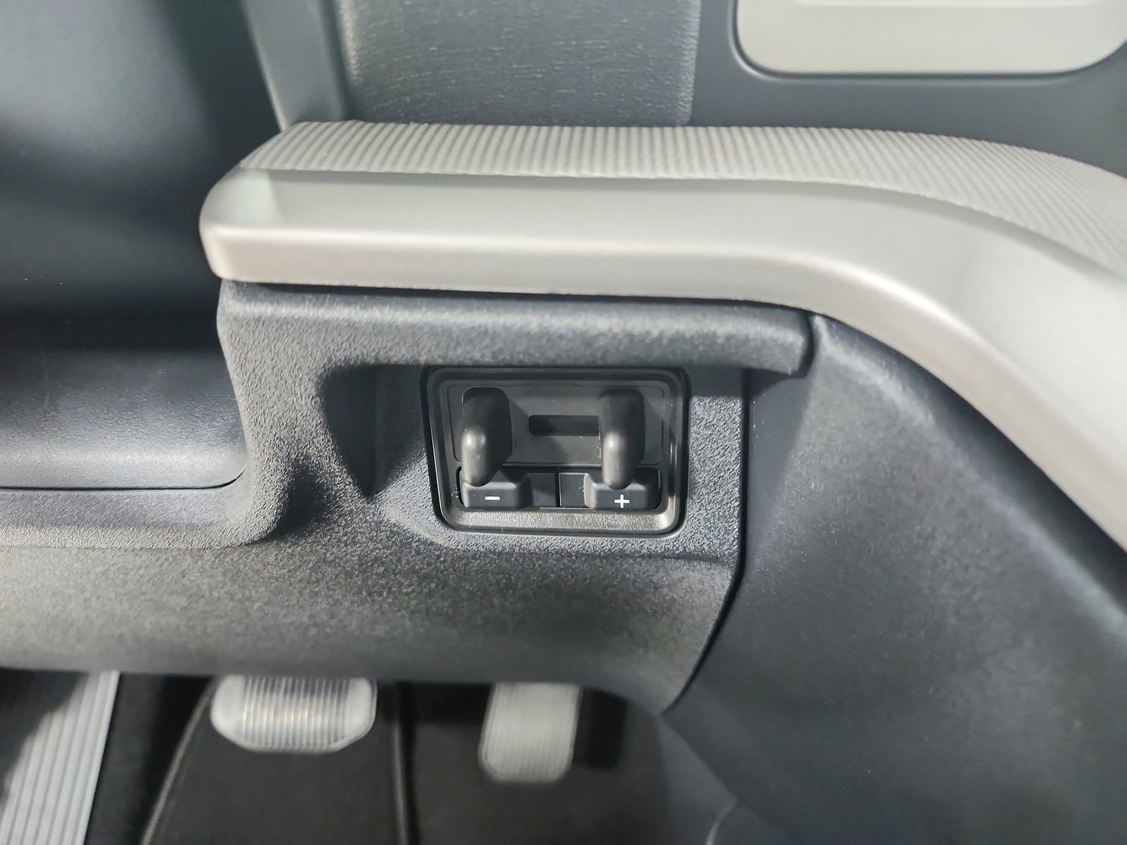 New 2026 Ford Expedition Active image 31