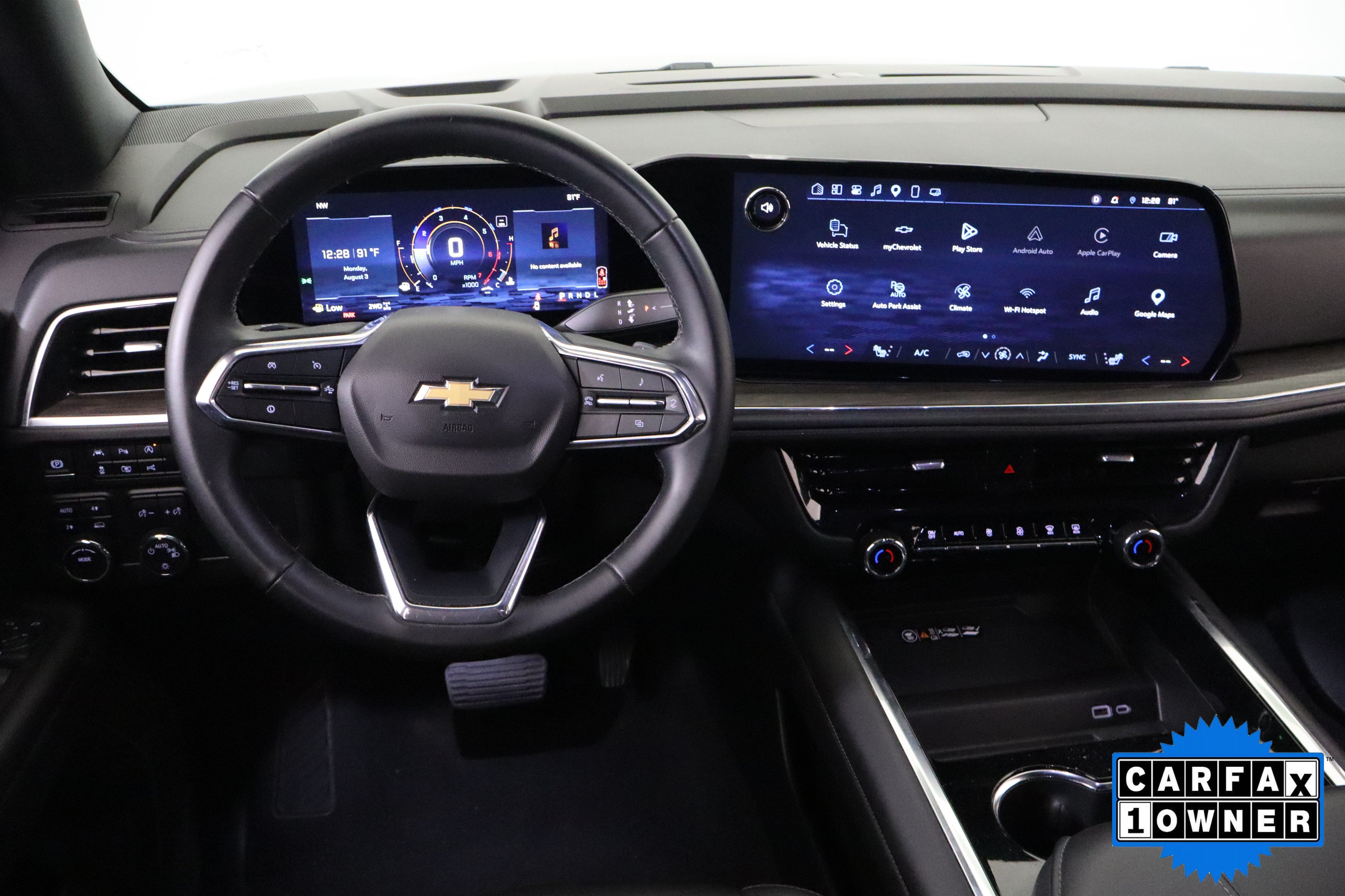 Used 2025 Chevrolet Suburban LT AWD/4WD image 17