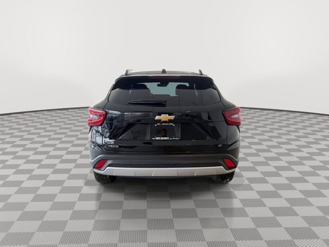 Certified 2025 Chevrolet Trax LT w/ LT Convenience Package image 9