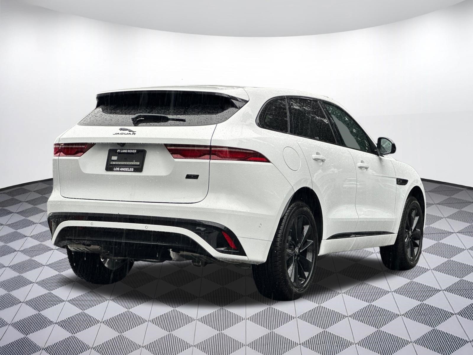 New 2026 Jaguar F-PACE R-Dynamic S AWD/4WD image 9
