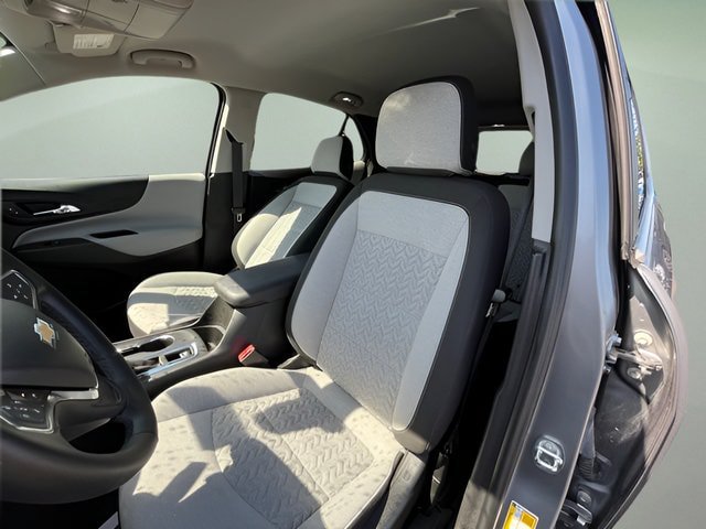 Used 2024 Chevrolet Equinox LT AWD/4WD image 12