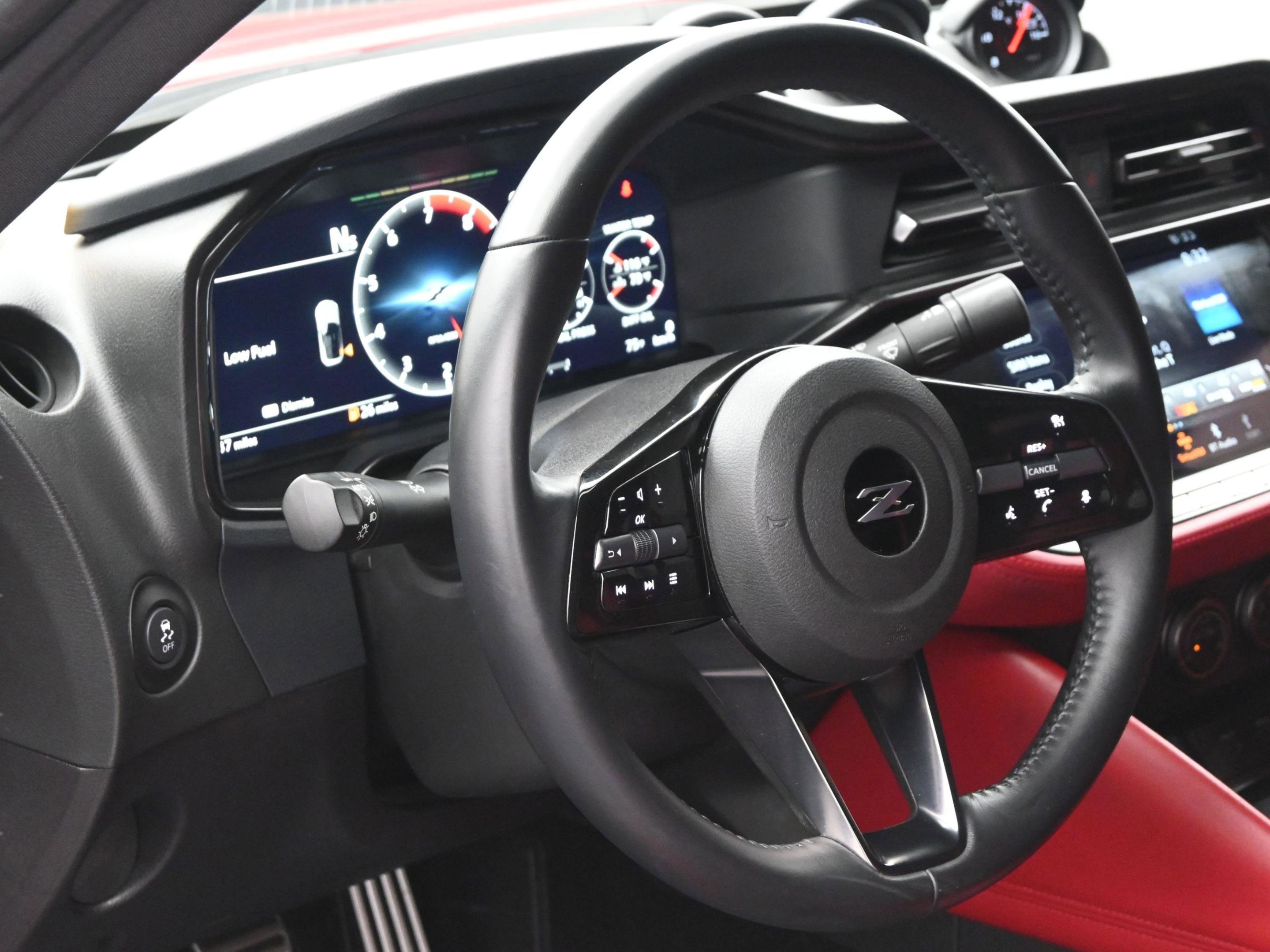 Used 2025 Nissan Z Performance w/ Floor Mat Package image 15