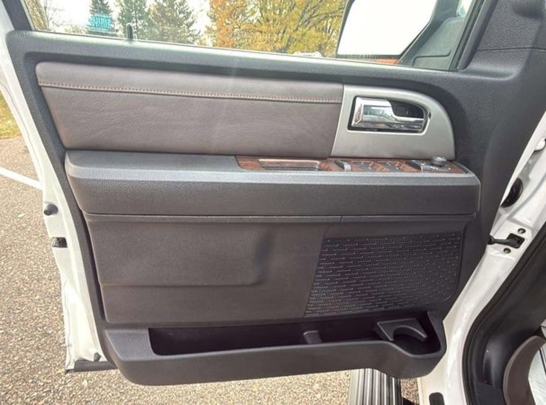 Used 2017 Ford Expedition King Ranch image 17