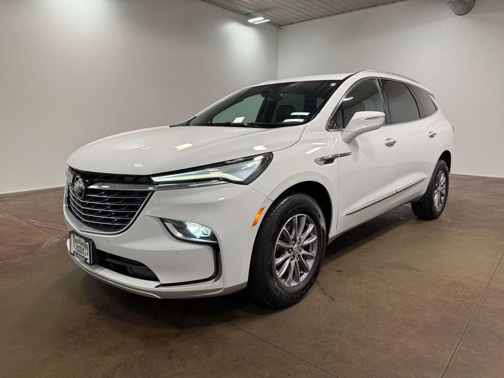 Used 2023 Buick Enclave Essence AWD/4WD image 39