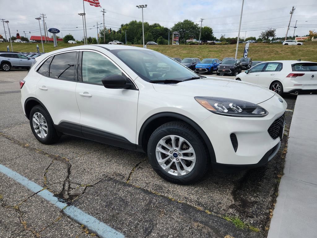Certified 2022 Ford Escape SE w/ Convenience Package