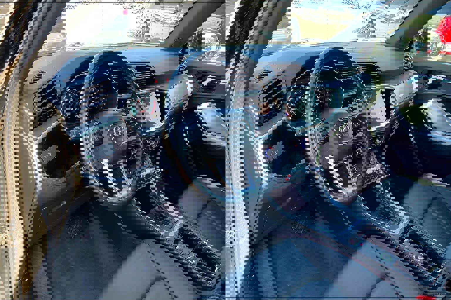 Used 2023 Audi Q3 2.0T Premium image 18