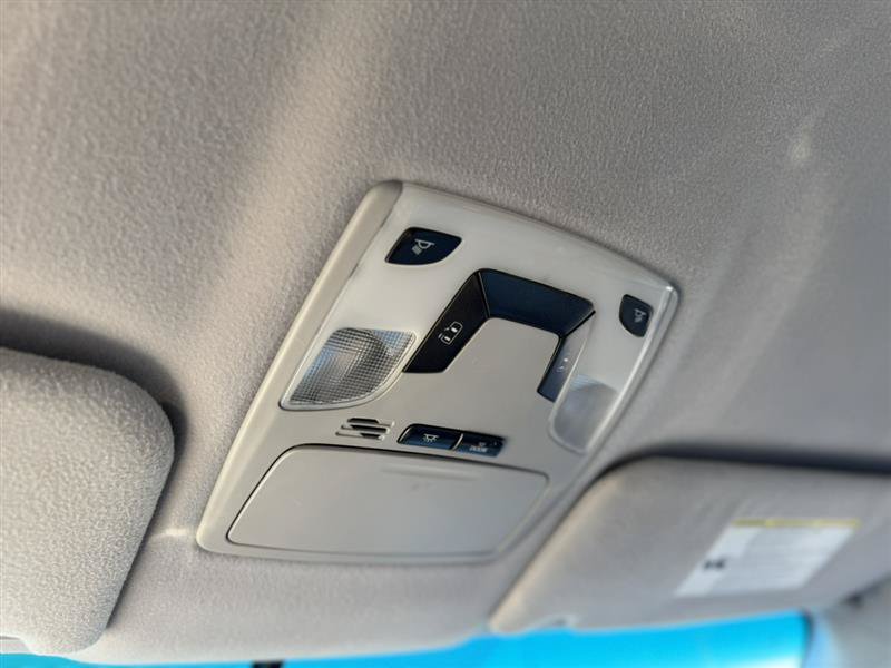 Used 2014 Toyota Sienna LE FWD image 17