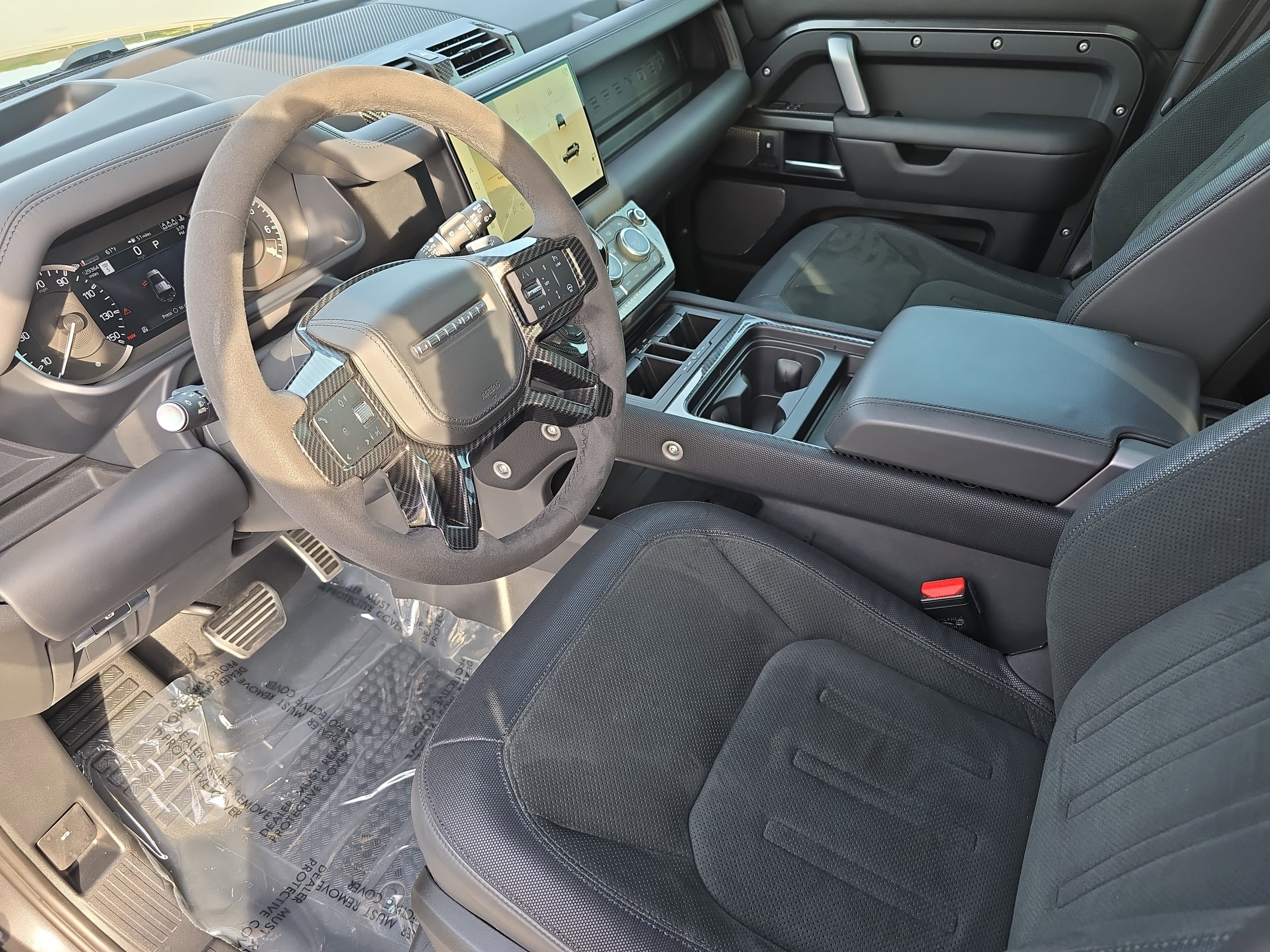 Used 2023 Land Rover Defender 110 V8 image 16