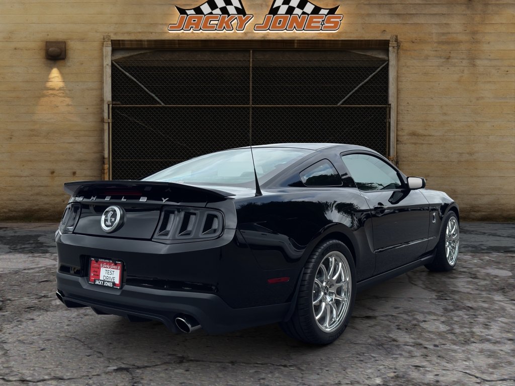 Used 2012 Ford Mustang Shelby GT500 w/ SVT Performance Pkg RWD image 10