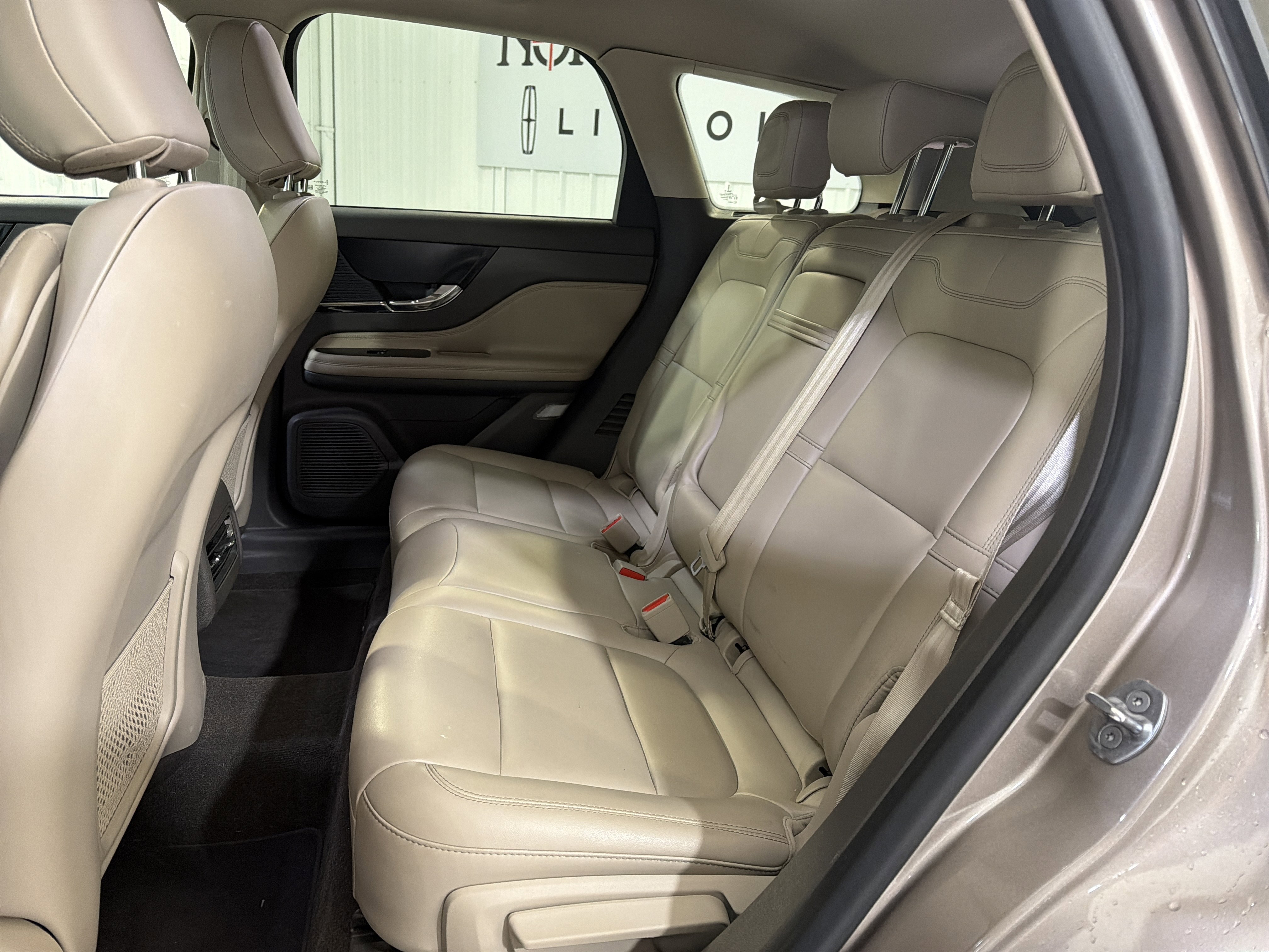 Used 2021 Lincoln Corsair FWD image 10