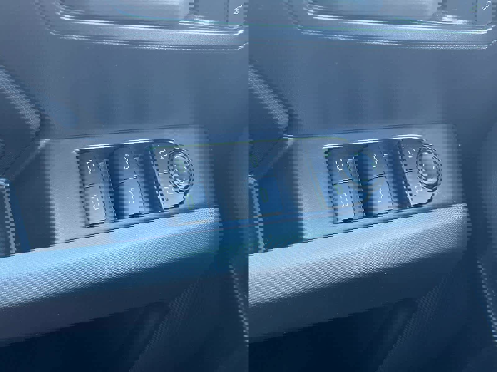 Certified 2023 Chevrolet Colorado W/T RWD image 22