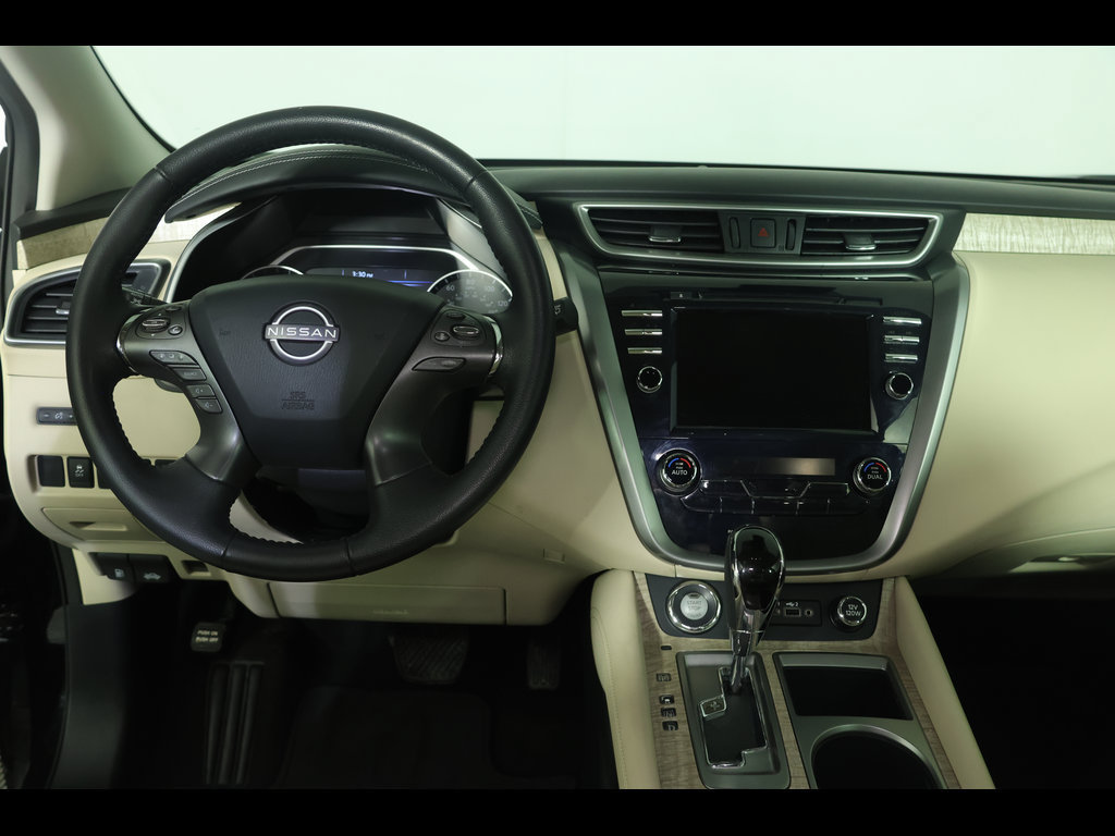 Used 2024 Nissan Murano SV AWD/4WD image 14