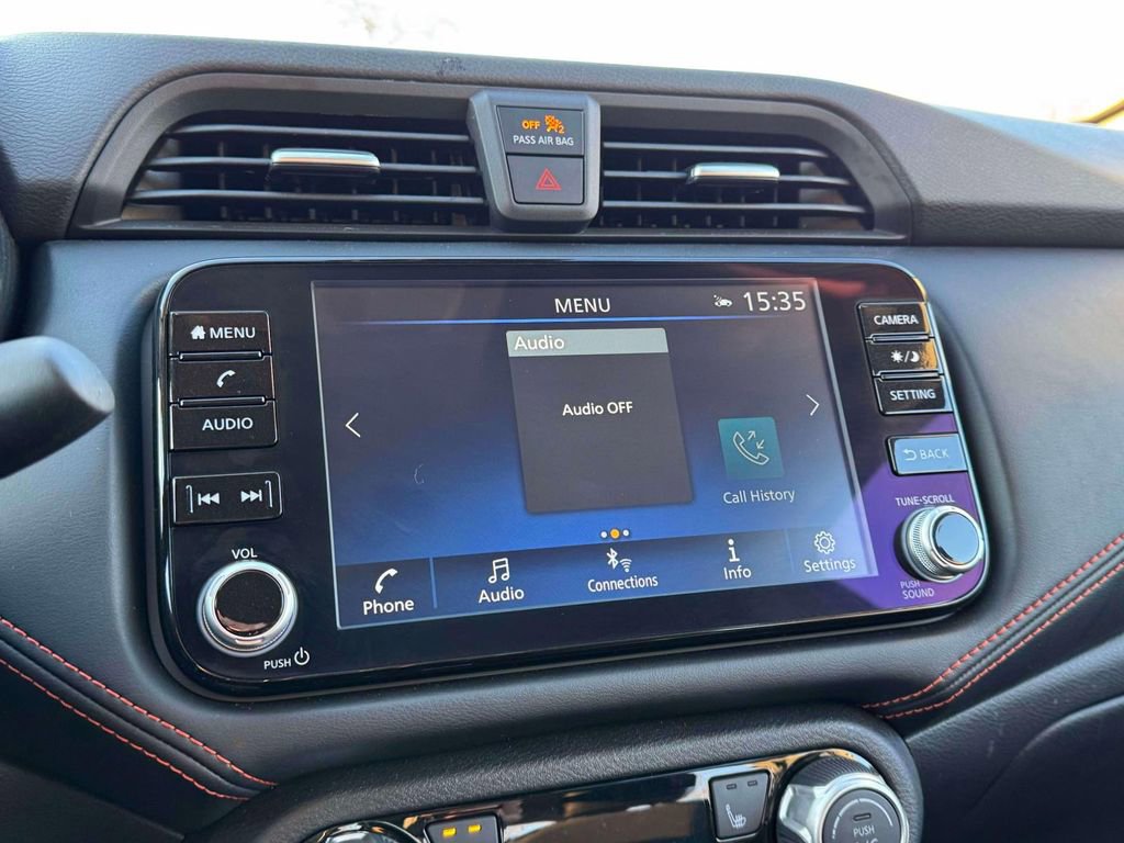 Used 2025 Nissan Versa SR w/ Trunk Package image 25