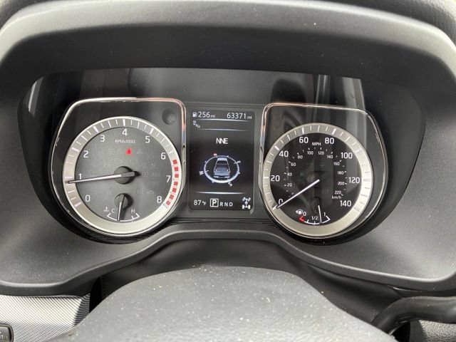Used 2017 Nissan Titan PRO-4X AWD/4WD image 13