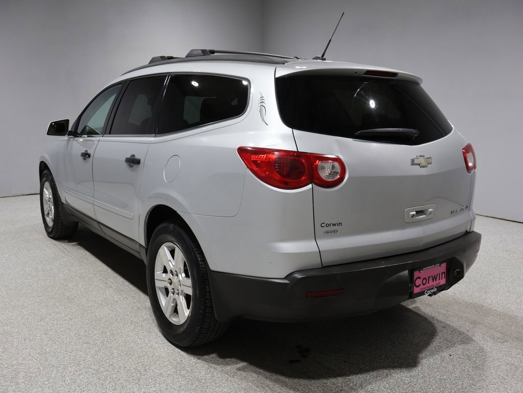 Used 2012 Chevrolet Traverse LT image 4