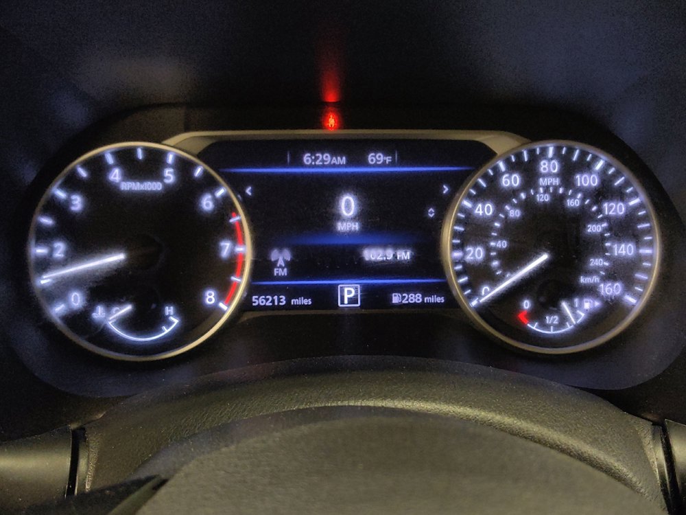 Used 2021 Nissan Sentra SV w/ SV Premium Package FWD image 23
