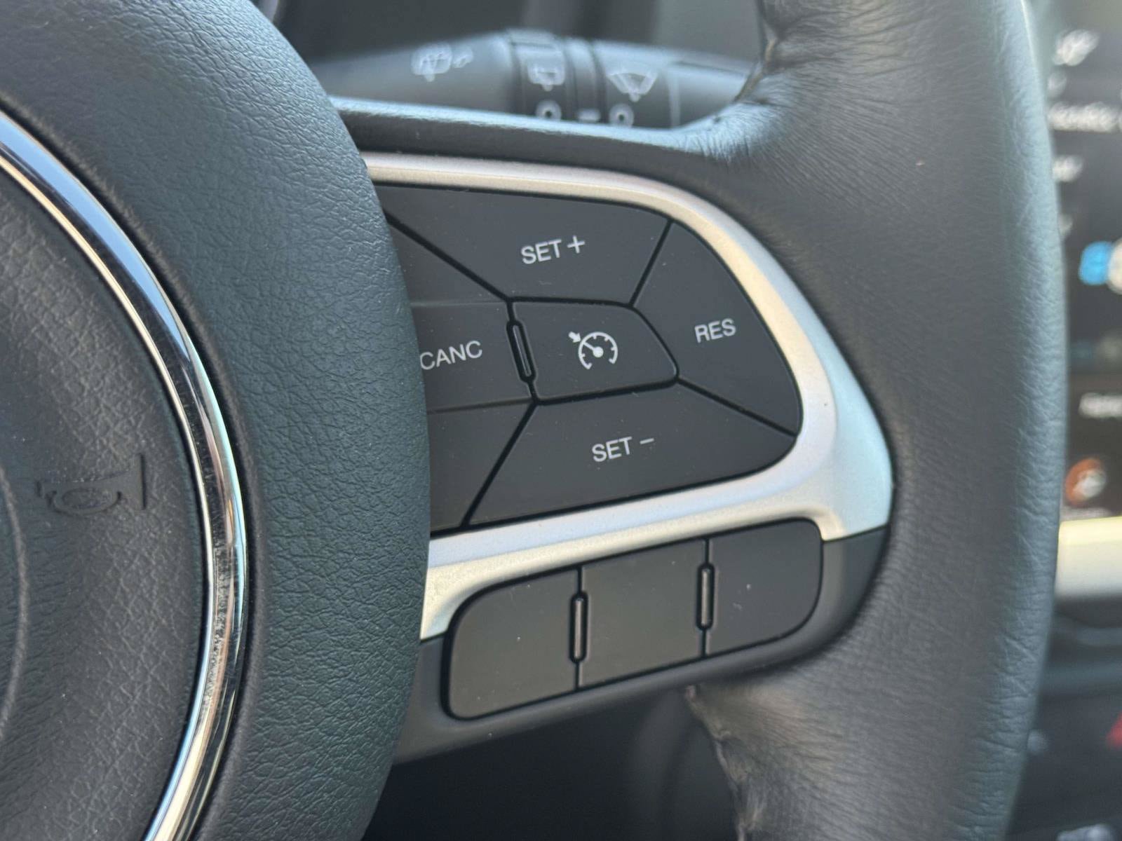 Certified 2023 Jeep Renegade Latitude w/ Sun/Sound Group AWD/4WD image 21