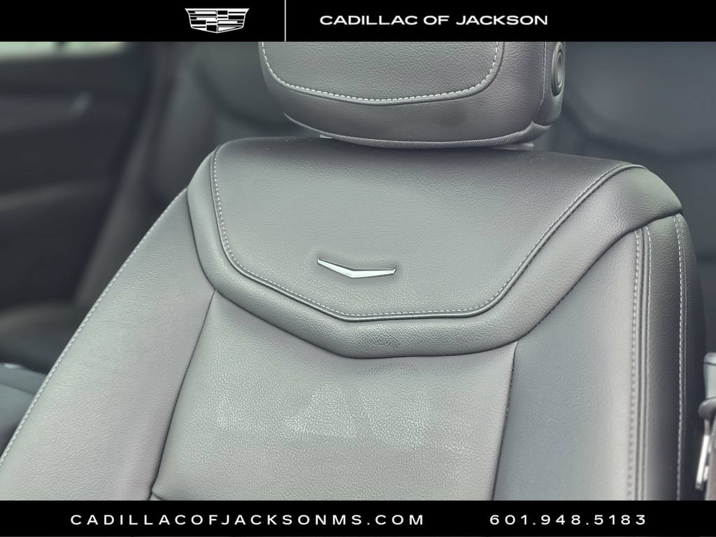 Certified 2025 Cadillac XT6 Luxury FWD image 20