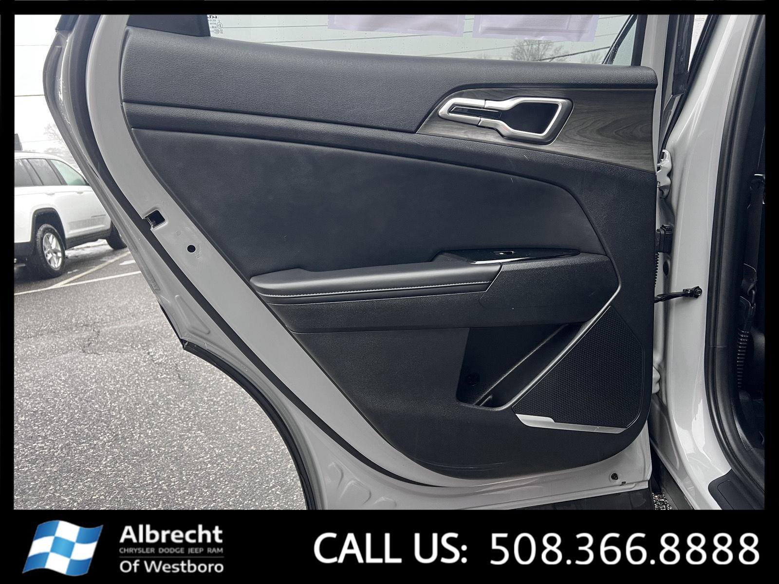 Used 2024 Kia Sportage X-Line w/ X-Line Premium Package image 14