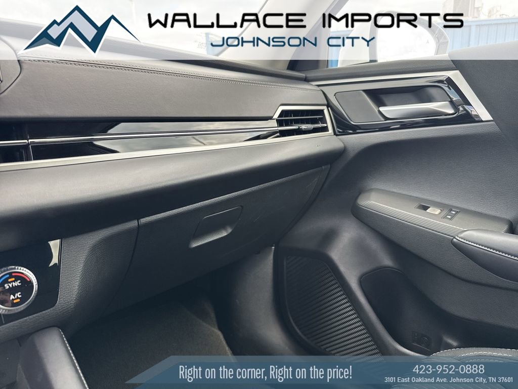 Used 2024 Mitsubishi Outlander ES AWD/4WD image 19