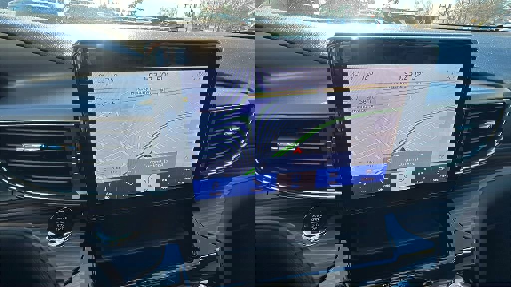 Used 2022 Ford Explorer Limited w/ Equipment Group 301A image 31