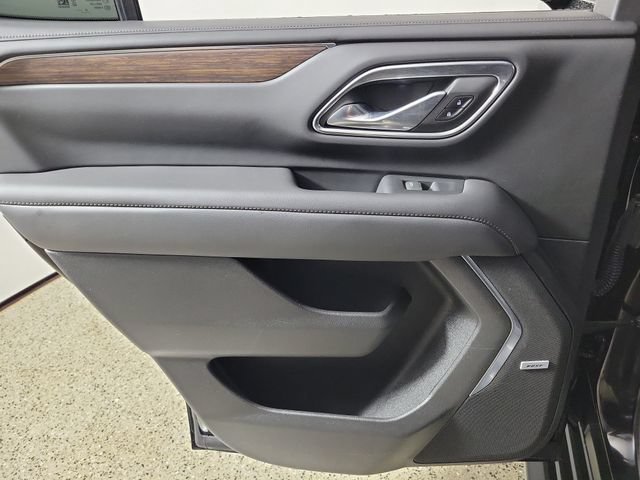 Used 2023 Chevrolet Tahoe High Country AWD/4WD image 15