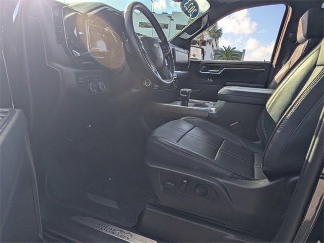 Used 2023 Chevrolet Silverado 1500 High Country w/ High Country Premium Package image 7