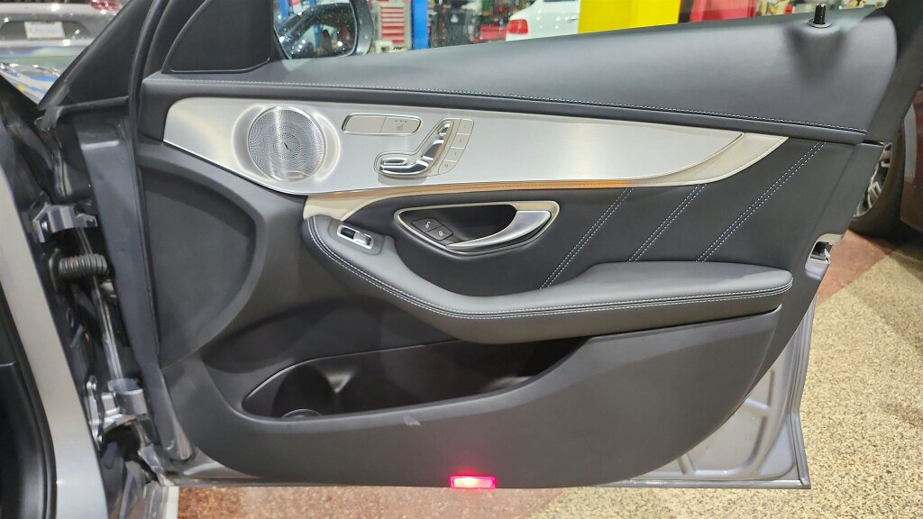 Used 2015 Mercedes-Benz C 63 AMG S image 40
