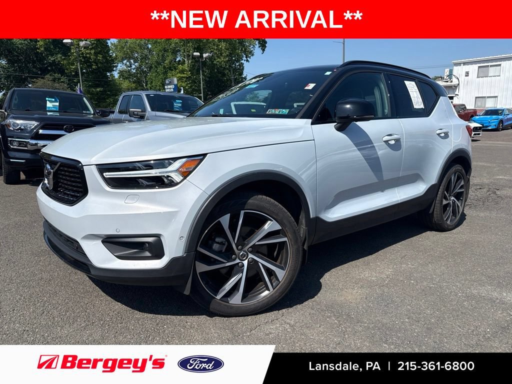 Used 2020 Volvo XC40 T5 R-Design w/ Protection Package