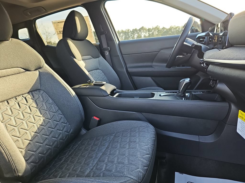 New 2026 Nissan Kicks SV w/ SV Premium Package FWD image 13