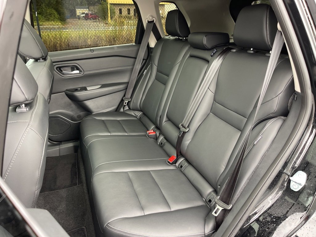 Used 2024 Nissan Rogue SL w/ SL Premium Package image 20