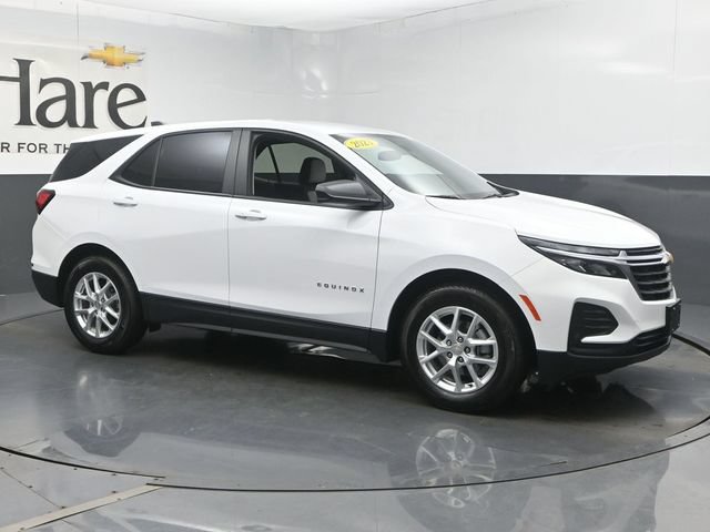 Used 2023 Chevrolet Equinox LS w/ LS Convenience Package FWD image 6