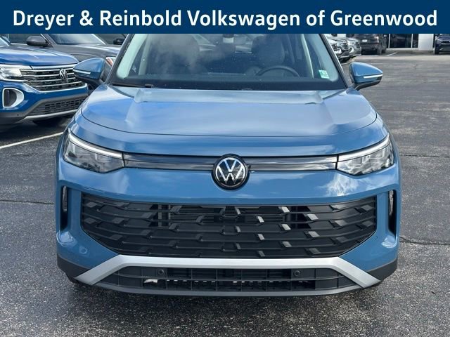 New 2026 Volkswagen Tiguan SE image 2