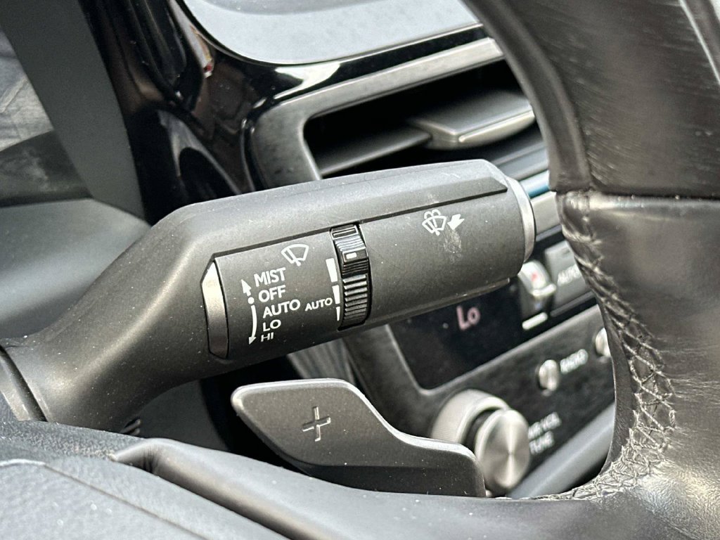 Used 2024 Lexus ES 350 Ultra Luxury w/ Accessory Package (Z2) FWD image 33