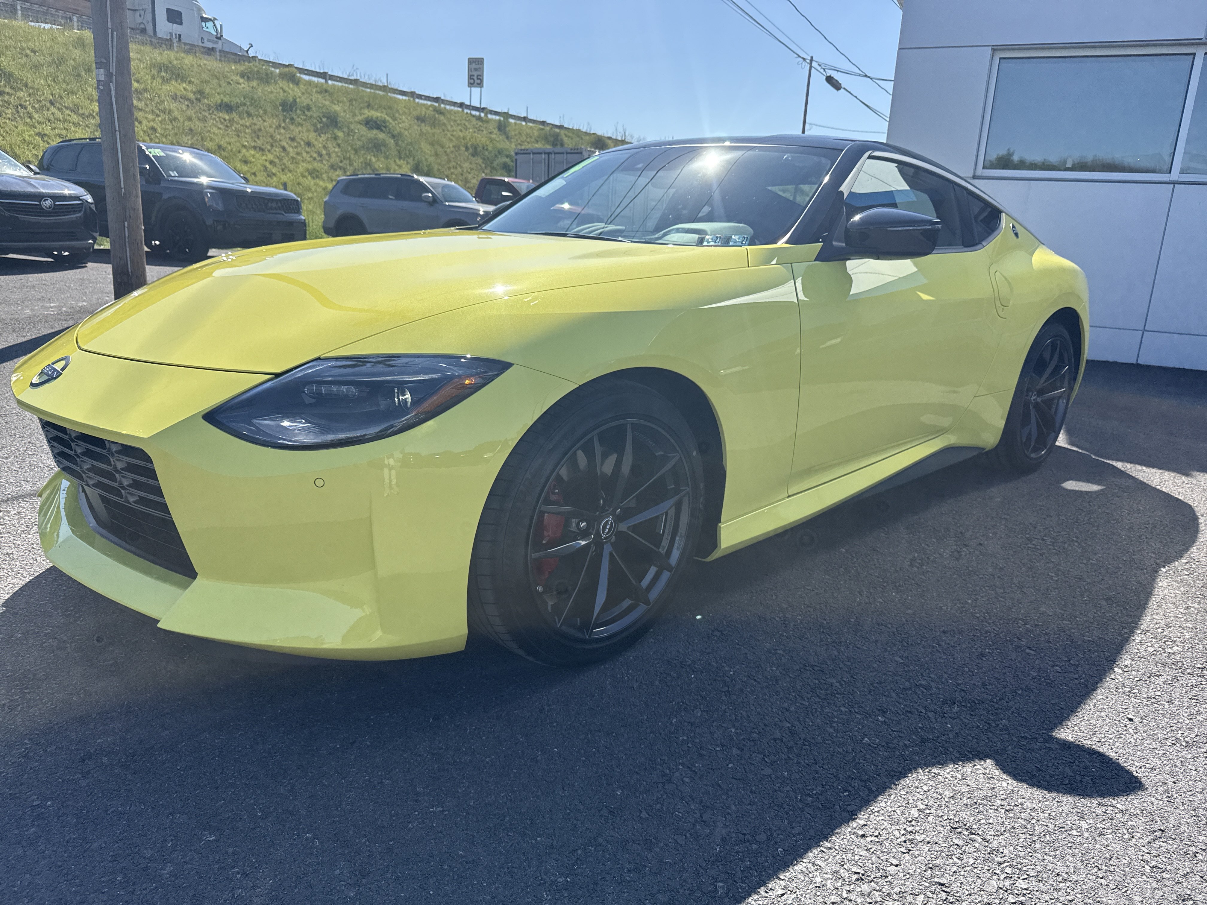 Used 2024 Nissan Z Performance w/ Floor Mat Package RWD image 7