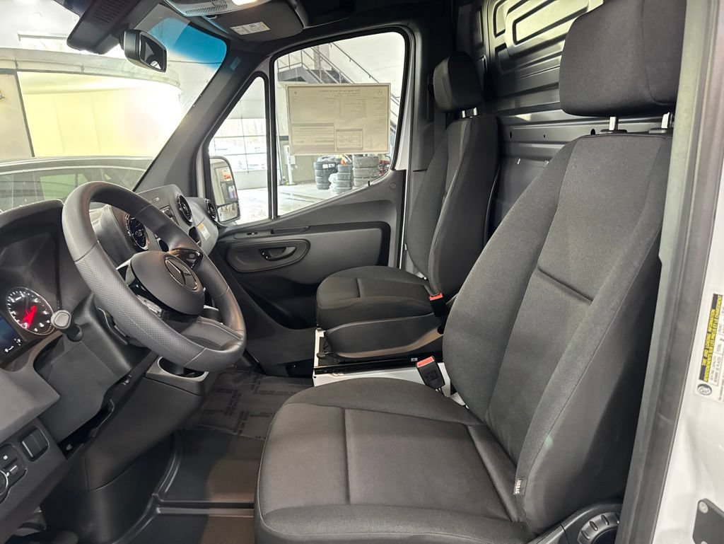 New 2026 Mercedes-Benz Sprinter 2500 image 13