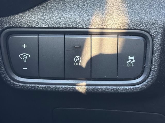 Used 2020 Kia Soul LX FWD image 26