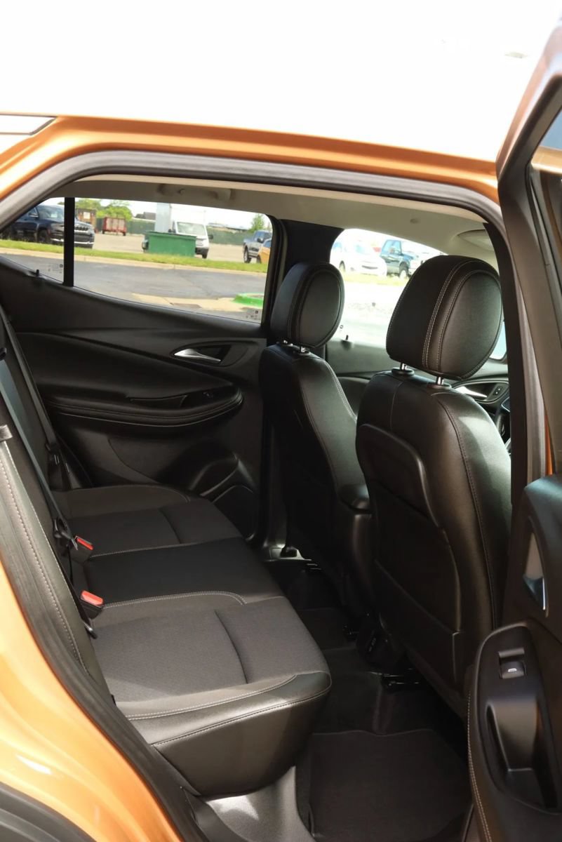 Used 2025 Buick Encore GX Preferred w/ Advanced Technology Package AWD/4WD image 37