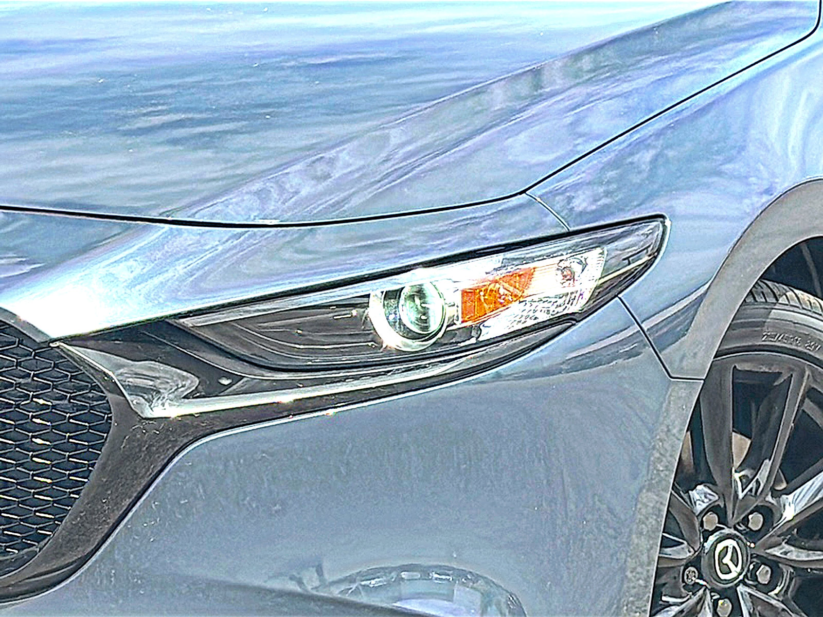 New 2025 MAZDA MAZDA3 Carbon AWD/4WD image 4