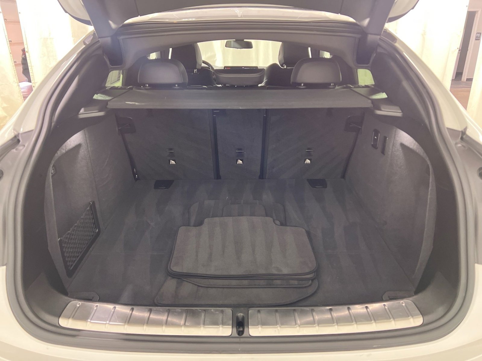 Used 2024 BMW X4 xDrive30i image 27