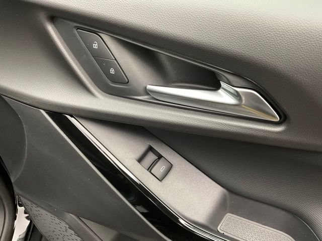 New 2026 Chevrolet Equinox LT FWD image 22