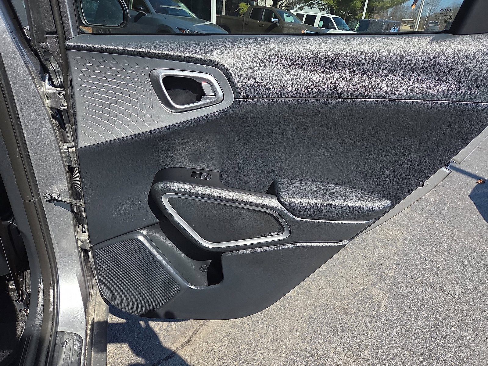 Used 2025 Kia Soul image 19