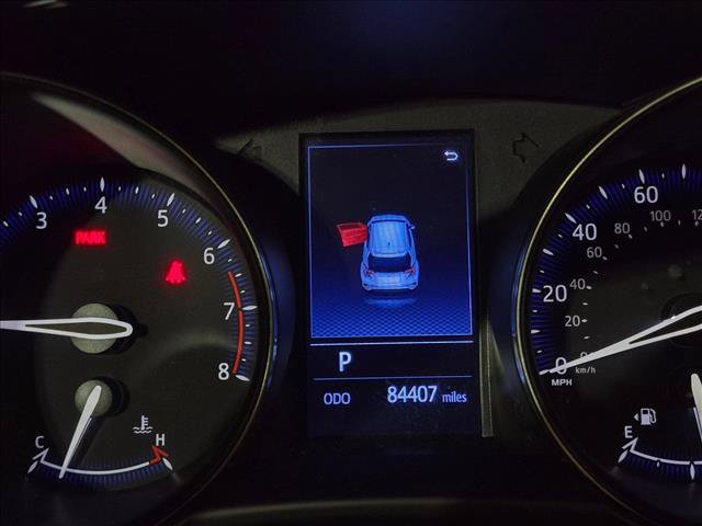 Used 2020 Toyota C-HR XLE FWD image 15