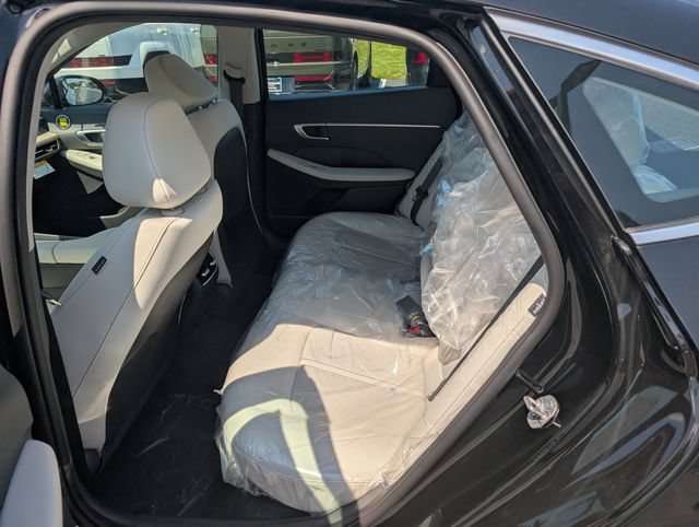 New 2026 Hyundai Sonata SEL FWD image 10