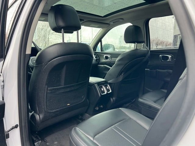 Certified 2023 Kia Sorento SX image 9