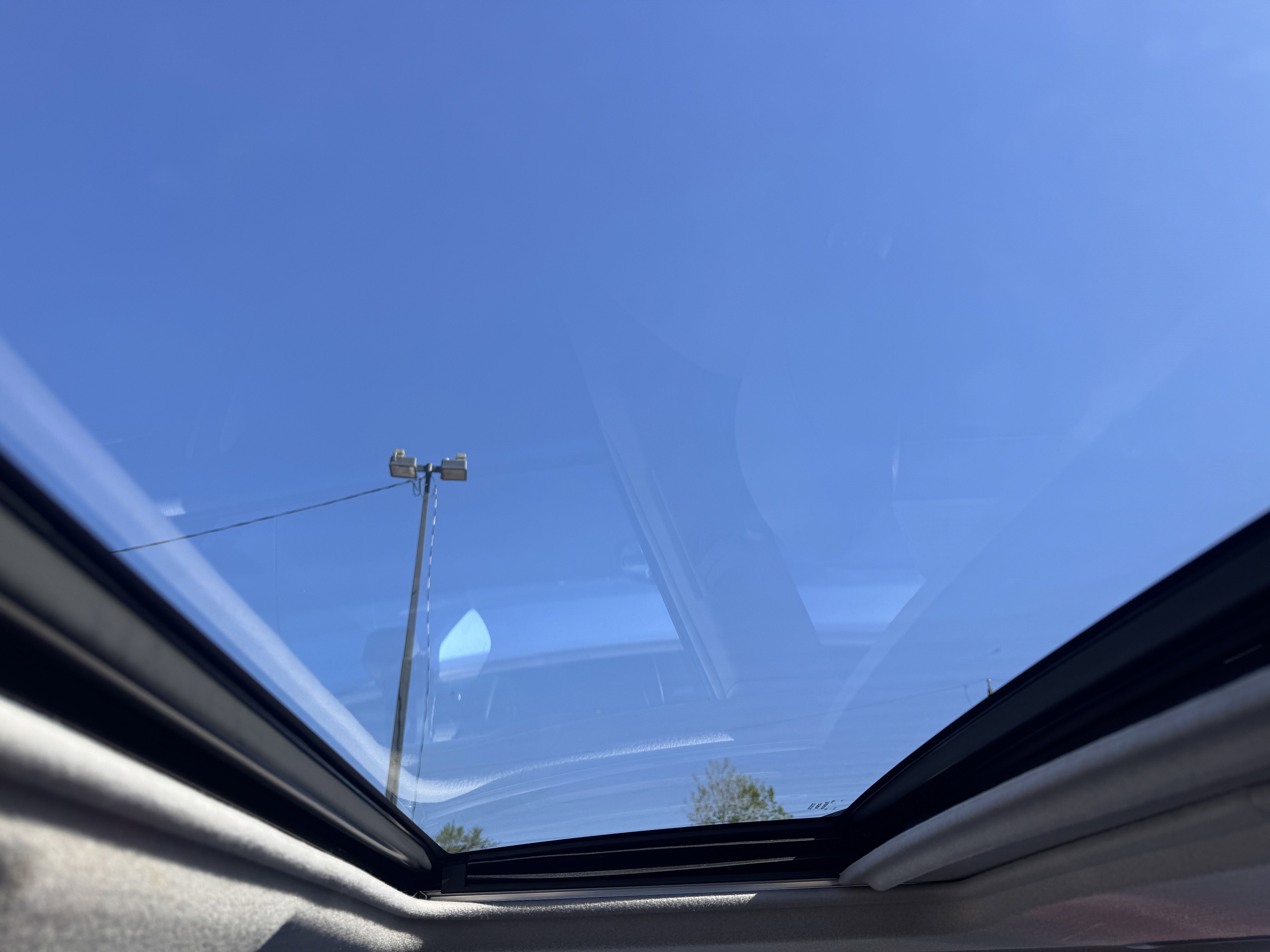 Used 2012 Toyota Highlander Limited w/ Tow Pkg image 33