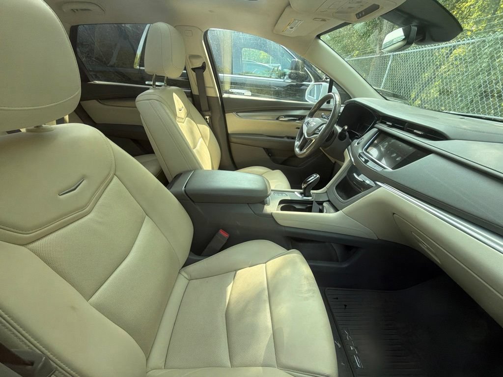 Certified 2019 Cadillac XT5 Luxury AWD/4WD image 5