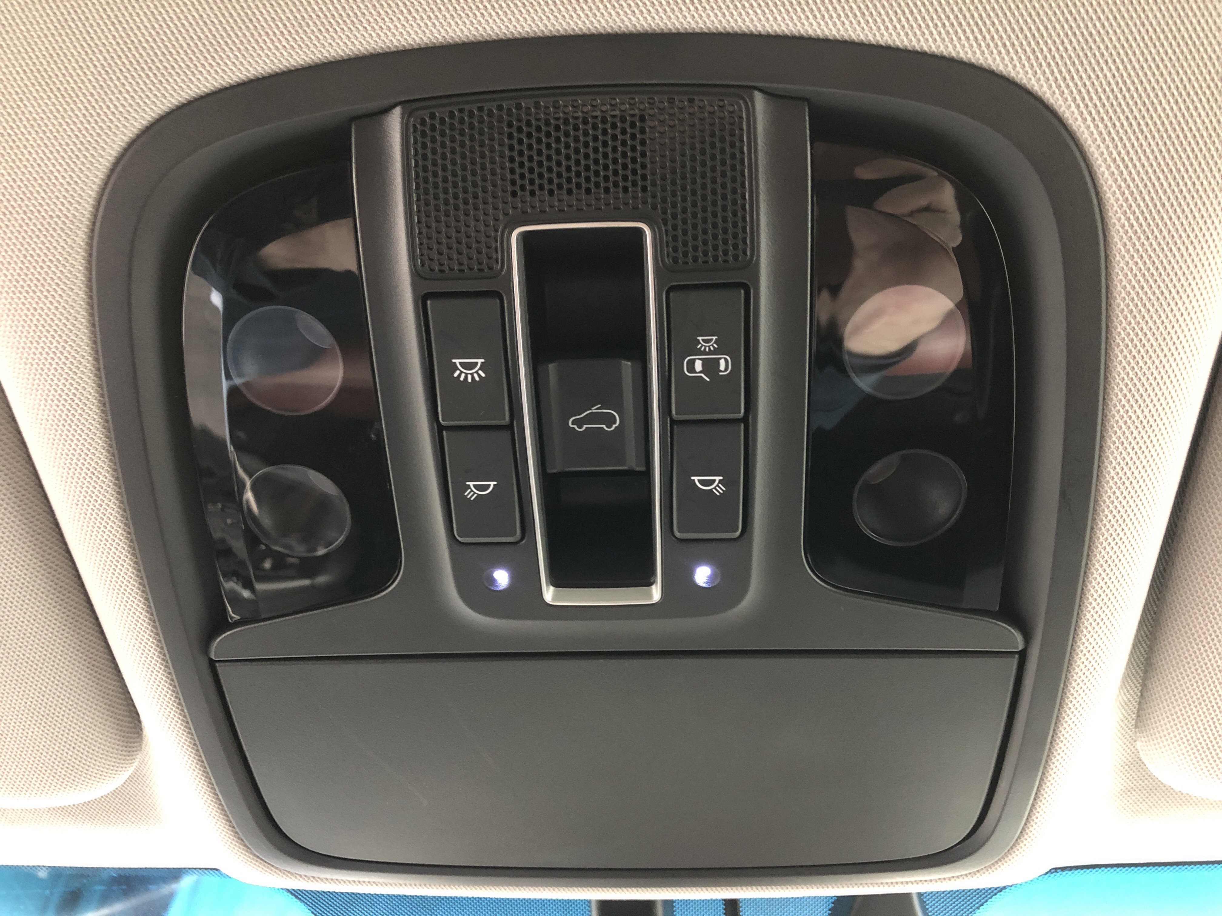 Used 2017 Kia Sorento SX image 22