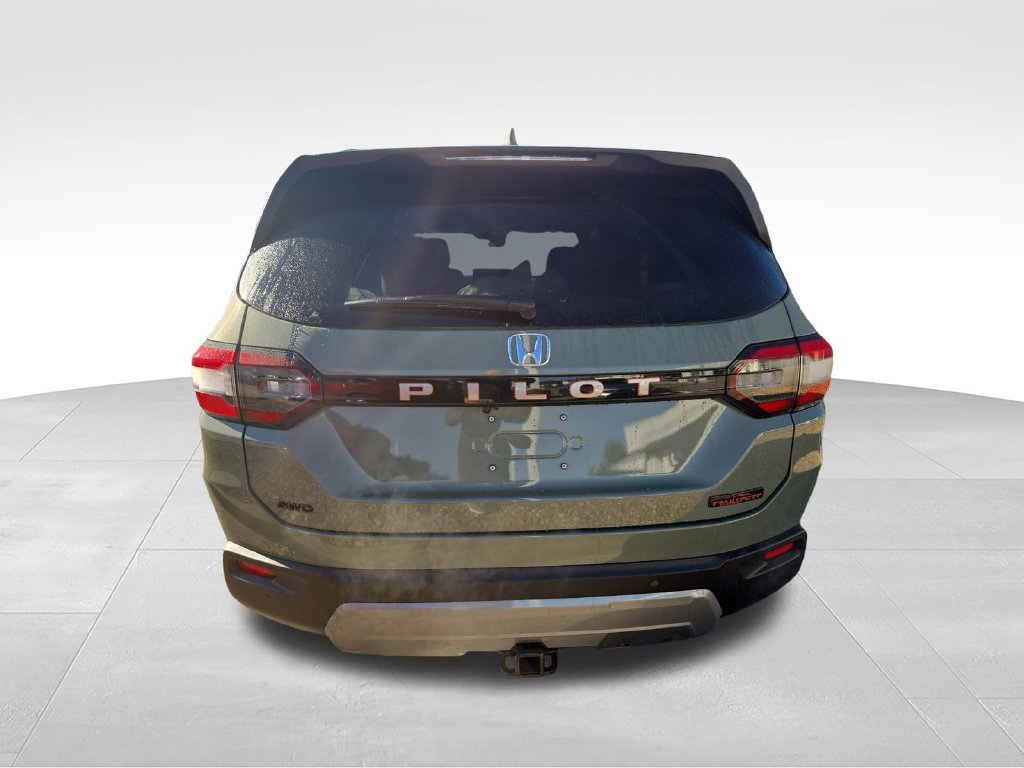 New 2026 Honda Pilot TrailSport image 4